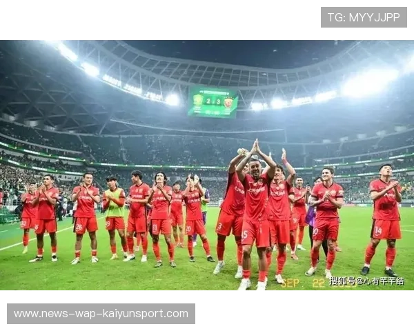 中超赛季收官战悬念:卫冕队能否守住冠位? 中超赛季收官战悬念:卫冕队能否守住冠位?