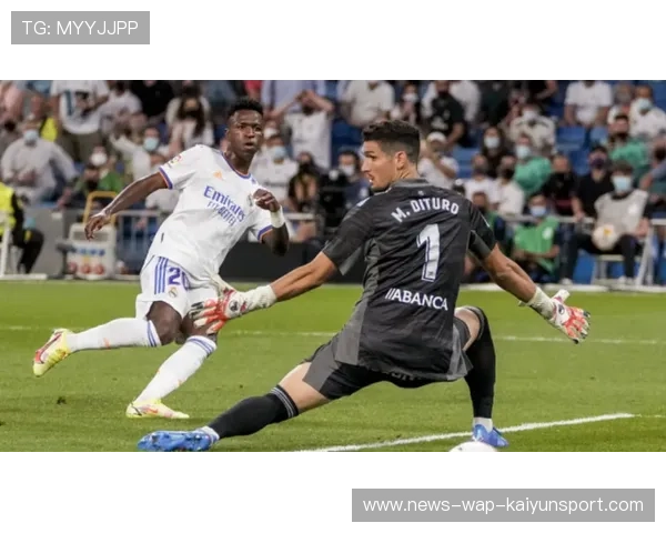 皇马反击速度压倒对手,维尼修斯打入关键一球 皇马反击速度压倒对手,维尼修斯打入关键一球