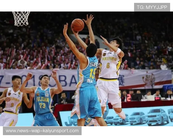 CBA福建突破分球配合顺畅拿下关键两分 CBA福建突破分球配合顺畅拿下关键两分