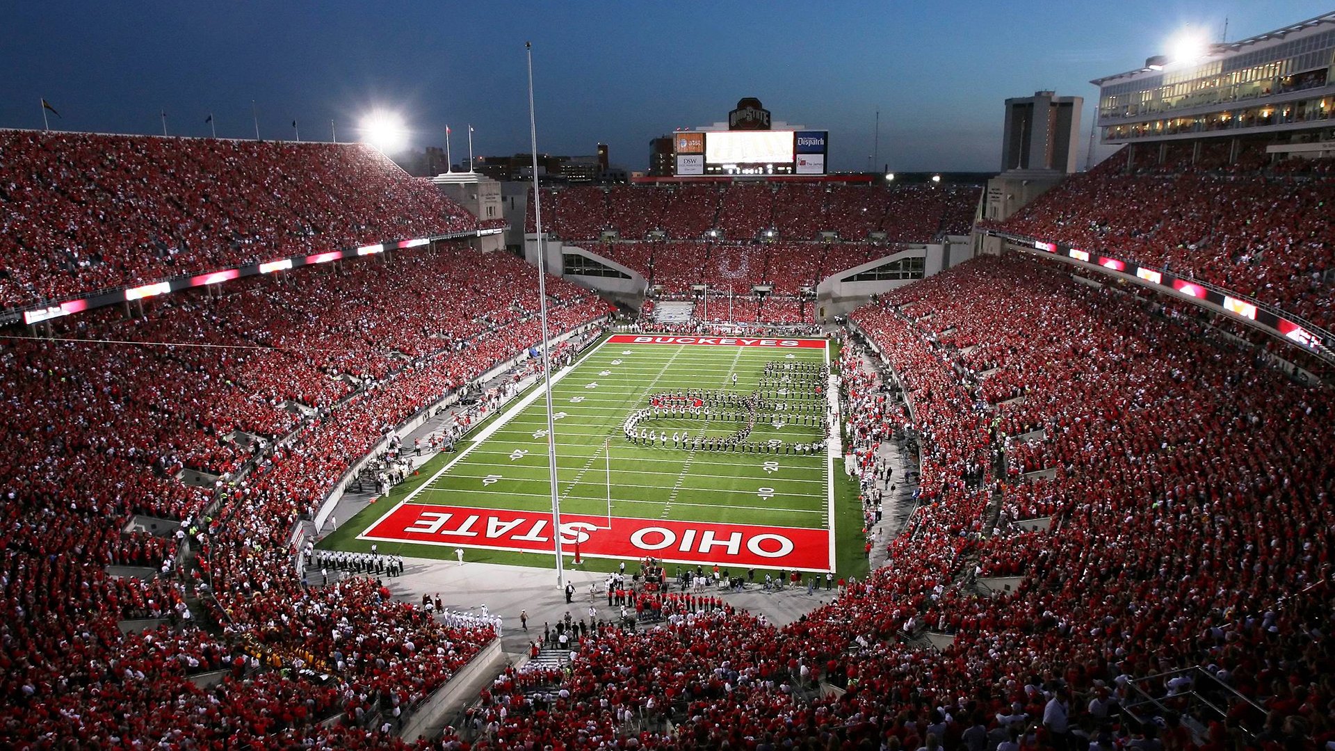 国足迎来世预赛关键战 主场誓夺三分全力冲击出线，国足世预赛出局了吗